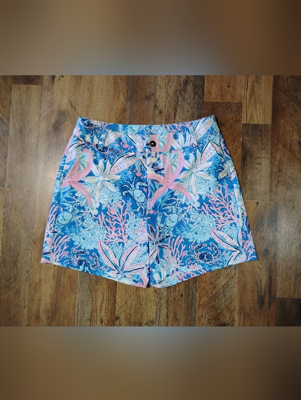 Simply Southern NWT Reef Print Shorts Women's Size: S.